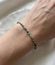 Гривна Terra Chic – Zoisite with Ruby